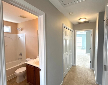 7023 Brighton Park Drive - Photo Thumbnail 21