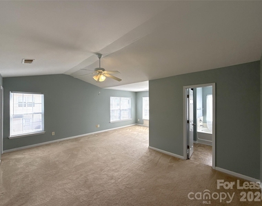 7023 Brighton Park Drive - Photo Thumbnail 14