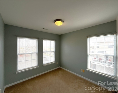 7023 Brighton Park Drive - Photo Thumbnail 18