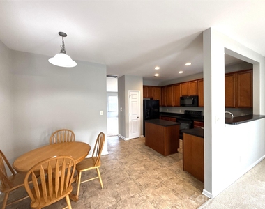 7023 Brighton Park Drive - Photo Thumbnail 12