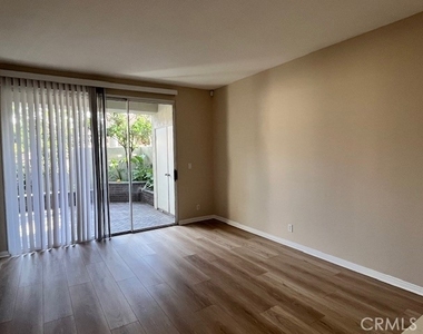 16 Brigmore Aisle - Photo Thumbnail 8