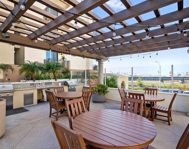 1019 Costa Pacifica Way - Photo Thumbnail 26