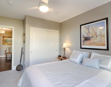 1019 Costa Pacifica Way - Photo Thumbnail 20
