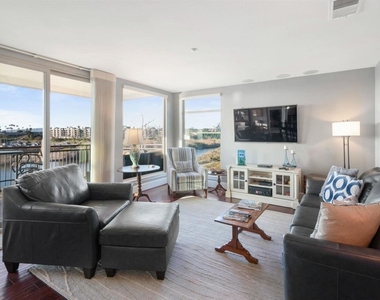 1019 Costa Pacifica Way - Photo Thumbnail 13