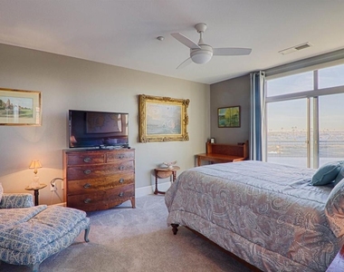 1019 Costa Pacifica Way - Photo Thumbnail 14