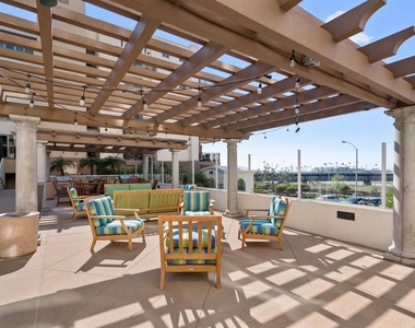 1019 Costa Pacifica Way - Photo Thumbnail 25