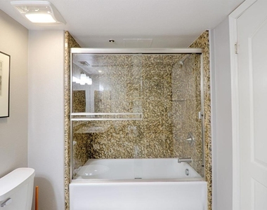 1019 Costa Pacifica Way - Photo Thumbnail 23
