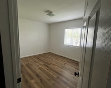 8895 Bennett - Photo Thumbnail 7