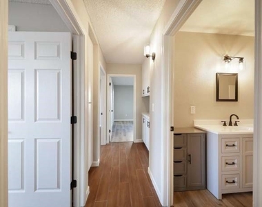 21231 Corwin - Photo Thumbnail 9