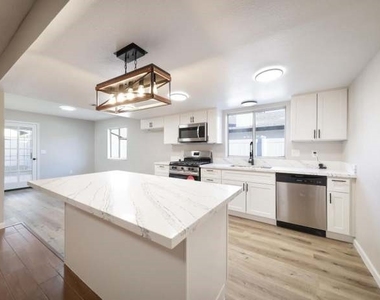 21231 Corwin - Photo Thumbnail 11