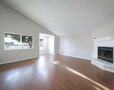 21231 Corwin - Photo Thumbnail 10
