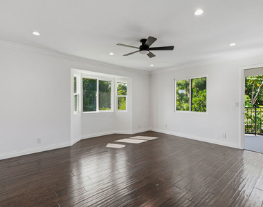 1301 Angelus Avenue - Photo Thumbnail 23