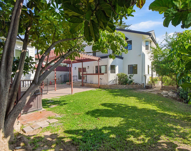 1301 Angelus Avenue - Photo Thumbnail 32