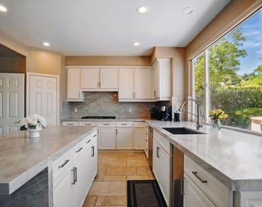 4040 Leighton Point Road - Photo Thumbnail 12