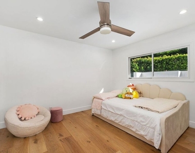 2120 San Ysidro Drive - Photo Thumbnail 25