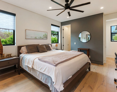 18589 Linnet Street - Photo Thumbnail 20