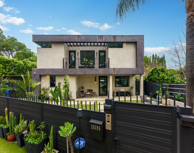 18589 Linnet Street - Photo Thumbnail 3