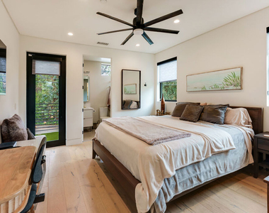 18589 Linnet Street - Photo Thumbnail 16