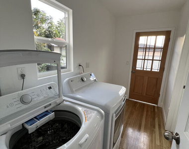 15605 S Berendo Avenue - Photo Thumbnail 15