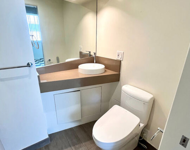 17350 W Sunset Boulevard - Photo Thumbnail 14
