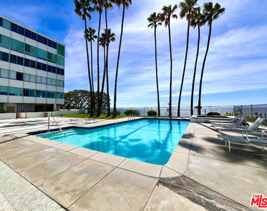 17350 W Sunset Boulevard - Photo Thumbnail 24