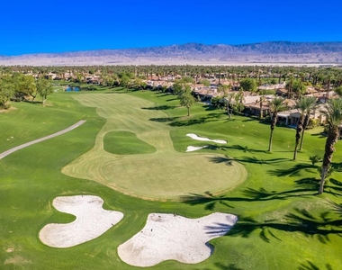 293 Desert Holly Drive - Photo Thumbnail 40