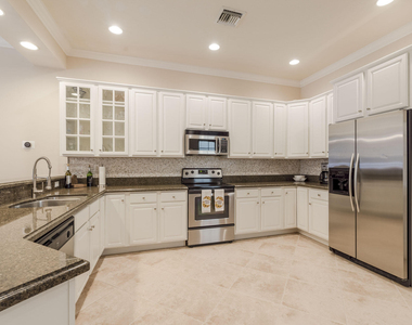 106 Renaissance Drive - Photo Thumbnail 11