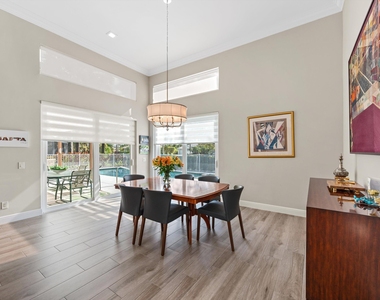 4841 Exeter Estate Lane - Photo Thumbnail 10