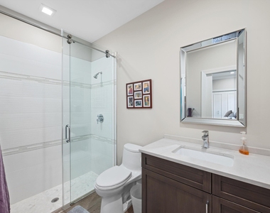 4841 Exeter Estate Lane - Photo Thumbnail 21