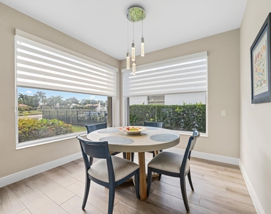 4841 Exeter Estate Lane - Photo Thumbnail 12