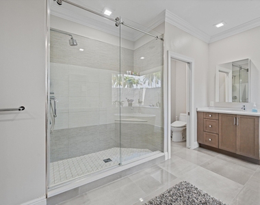 4841 Exeter Estate Lane - Photo Thumbnail 16