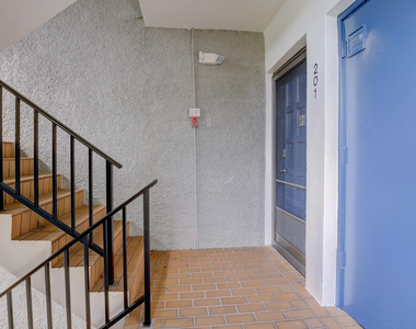 4801 Esedra Court - Photo Thumbnail 2