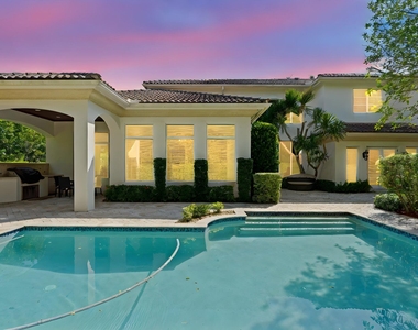 4102 S Ocean Boulevard - Photo Thumbnail 3