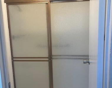 7445 Se Independence Avenue - Photo Thumbnail 21