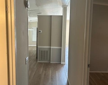 7445 Se Independence Avenue - Photo Thumbnail 16