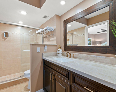 750 Egret 6109 Circle - Photo Thumbnail 8