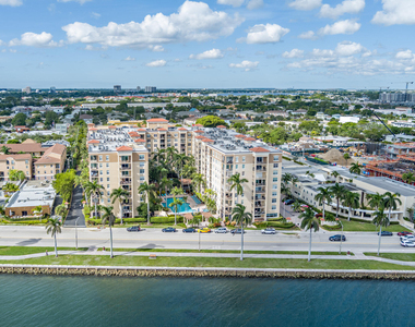 1801 N Flagler Drive - Photo Thumbnail 33