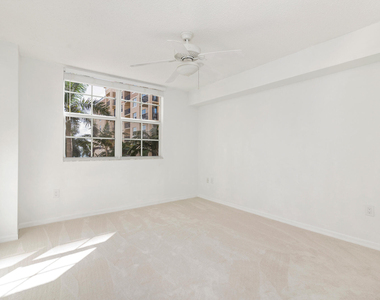 1801 N Flagler Drive - Photo Thumbnail 12