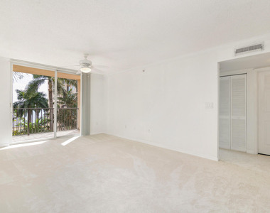 1801 N Flagler Drive - Photo Thumbnail 6
