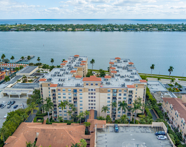 1801 N Flagler Drive - Photo Thumbnail 31