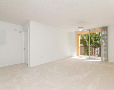 1801 N Flagler Drive - Photo Thumbnail 5