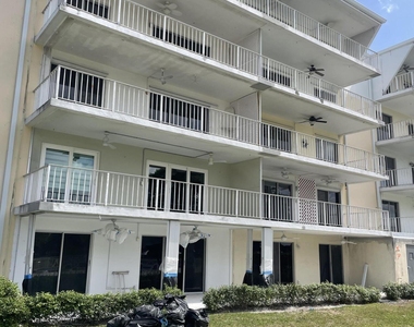 250 John F Kennedy Drive - Photo Thumbnail 2