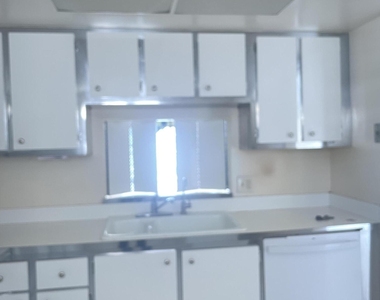 250 John F Kennedy Drive - Photo Thumbnail 4