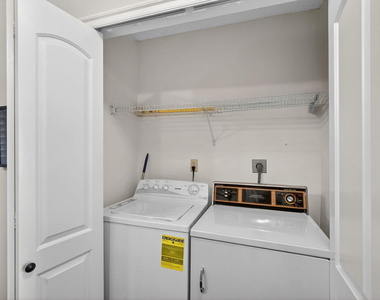 6485 Chasewood Drive - Photo Thumbnail 28