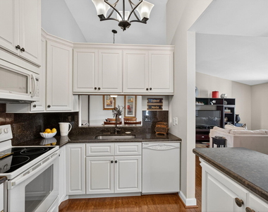 6485 Chasewood Drive - Photo Thumbnail 15