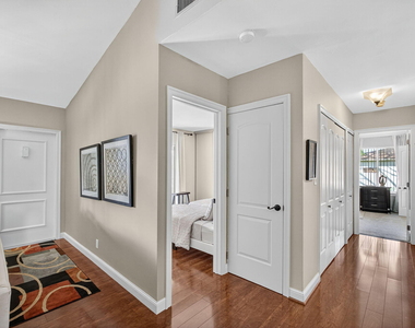 6485 Chasewood Drive - Photo Thumbnail 9
