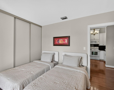 6485 Chasewood Drive - Photo Thumbnail 24