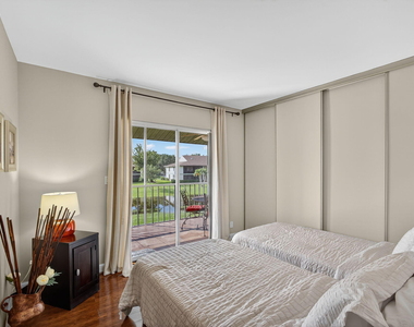6485 Chasewood Drive - Photo Thumbnail 23