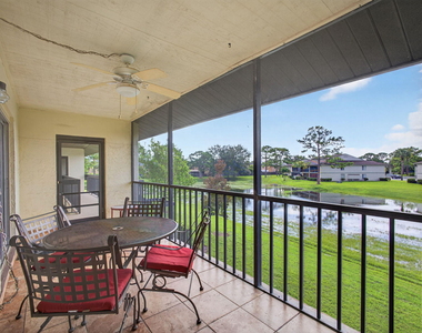 6485 Chasewood Drive - Photo Thumbnail 4