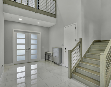 17081 Five Waters Avenue - Photo Thumbnail 18